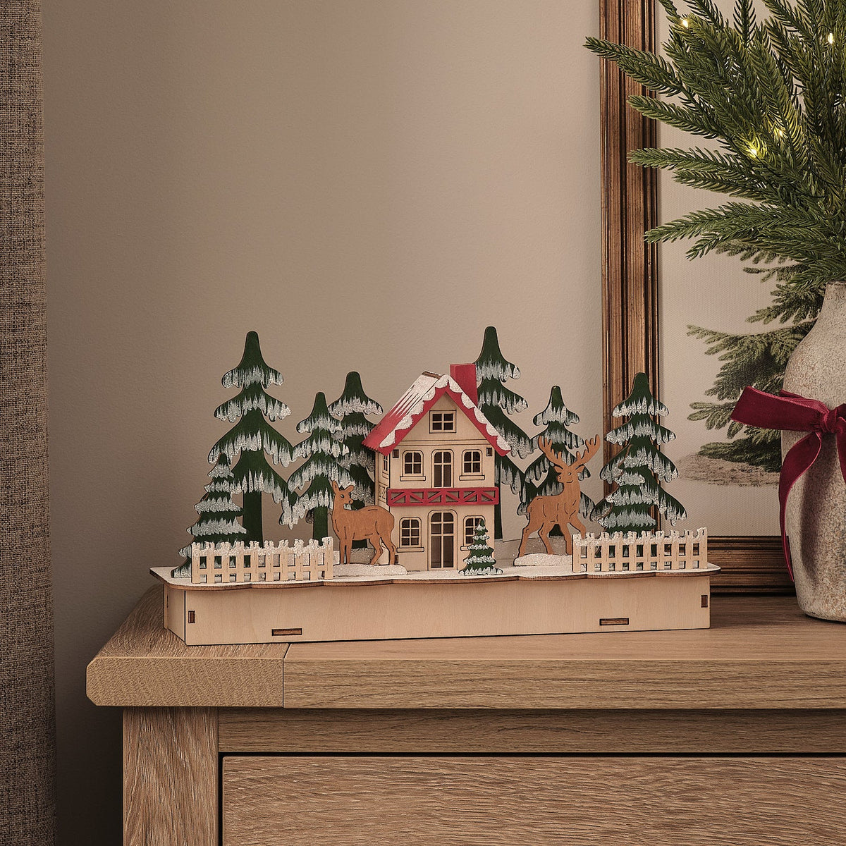 LED-Holzhaus Winterlandschaft