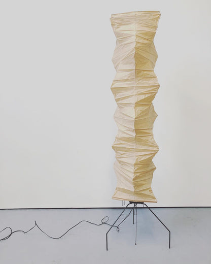 Reispapier Stehlampe mit Metallrahmen für Wohn- und Schlafzimmer