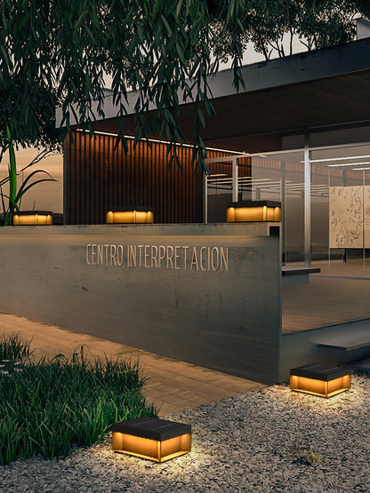 Solarlampe für Außenbereiche mit wetterfester IP65-Leuchte und Acrylabdeckung