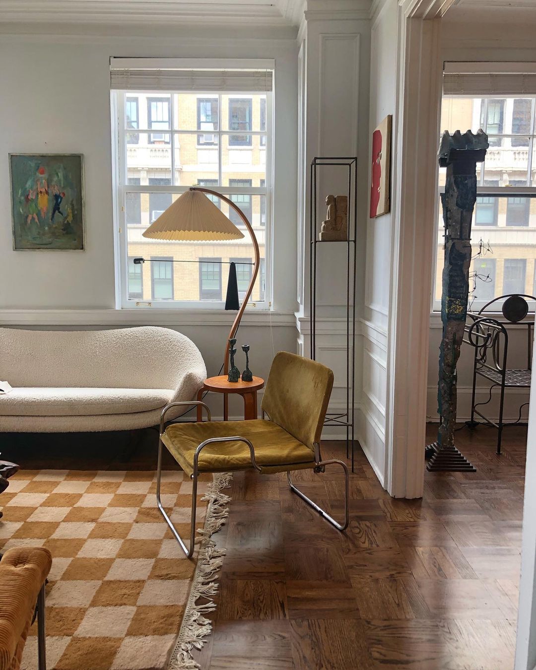 Stehlampe aus Holz und Metall mit Leinenlampenschirm für Wohnräume