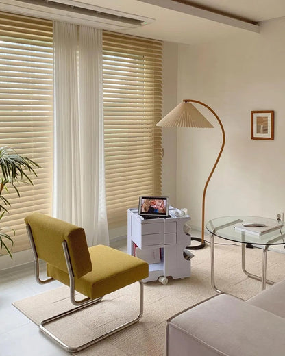 Stehlampe aus Holz und Metall mit Leinenlampenschirm für Wohnräume