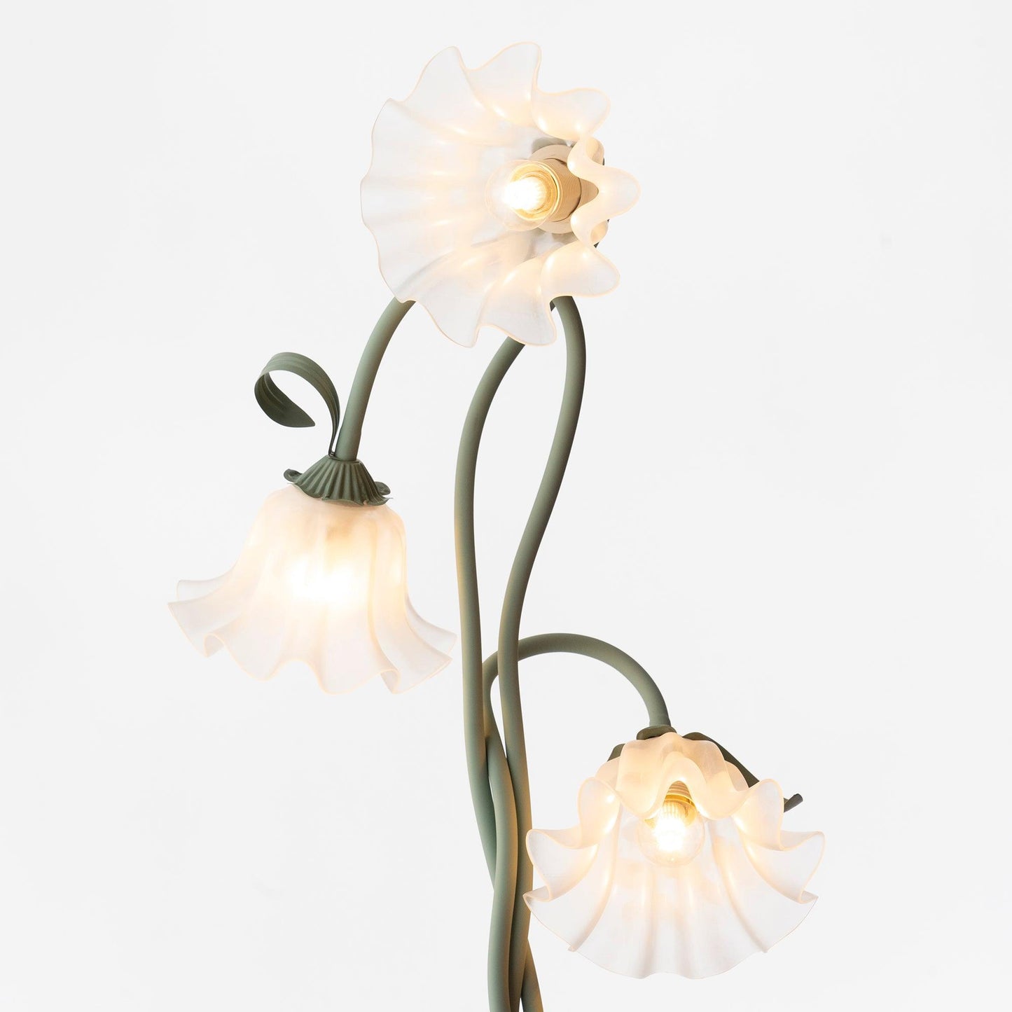Calla Blumen Stehlampe mit Metallrahmen und LED-Fassung für Wohn- und Schlafzimmer