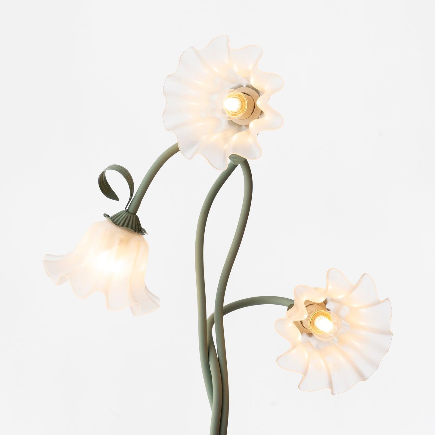 Calla Blumen Stehlampe mit Metallrahmen und LED-Fassung für Wohn- und Schlafzimmer