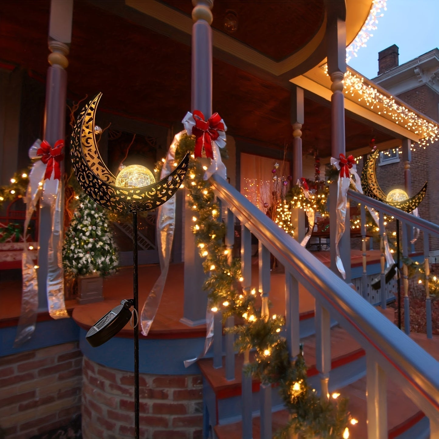 Solarbetriebene Gartenlampe mit Glasdesign und Metallgehäuse für Außenbereiche