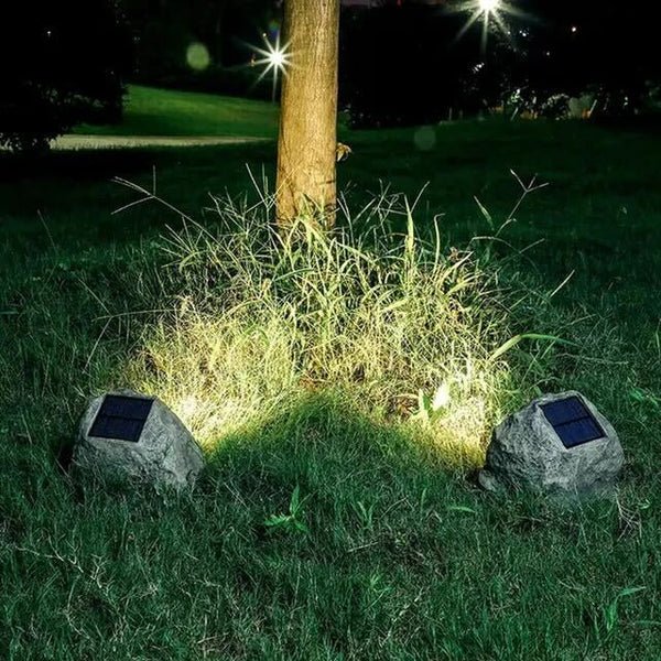 Solar-LED-Gartenlampe in Steinoptik mit verstellbarem Lampenkopf für Außenbereiche