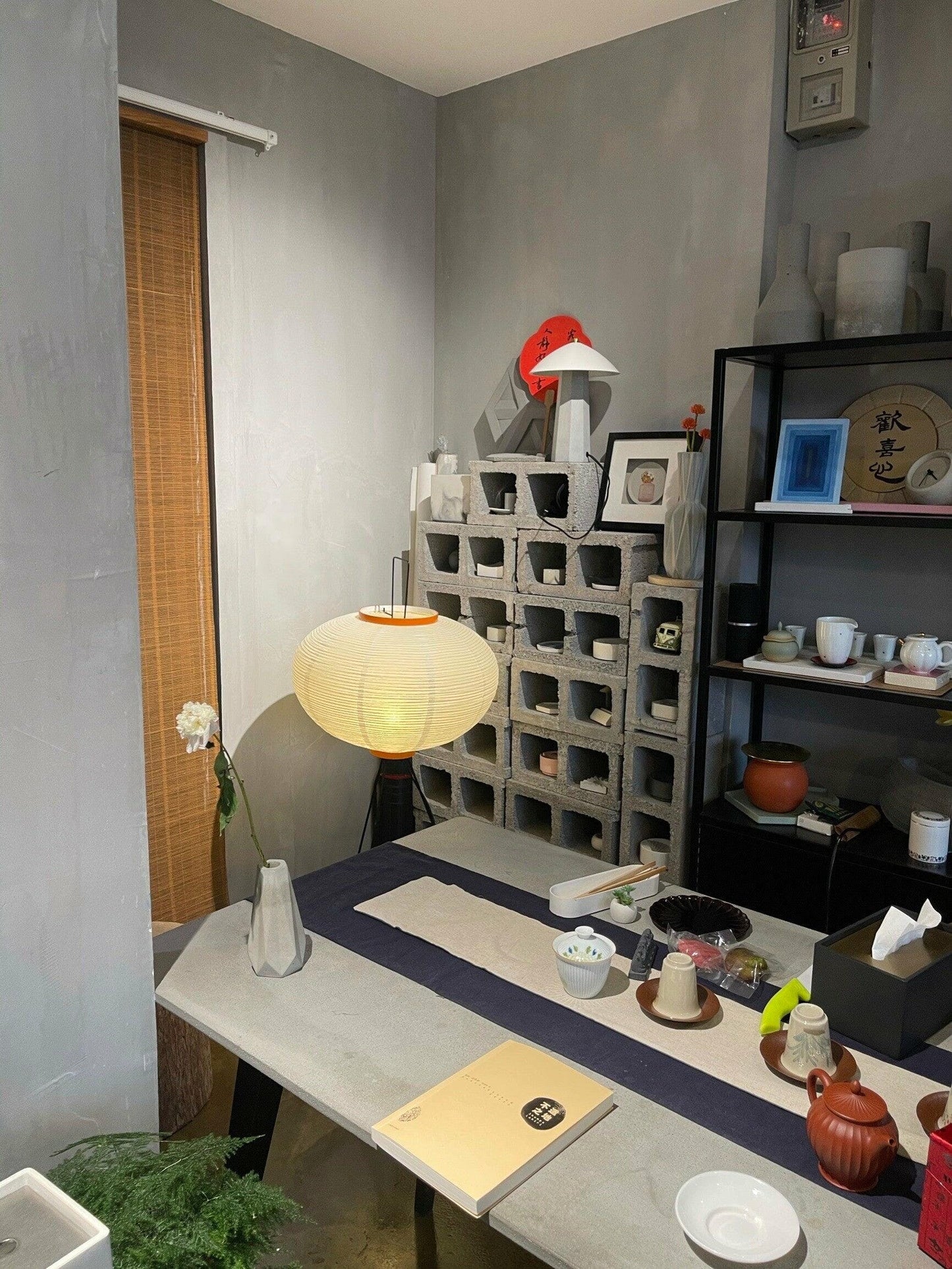 Reispapier Stehlampe mit Metallrahmen für Wohn- und Schlafzimmer