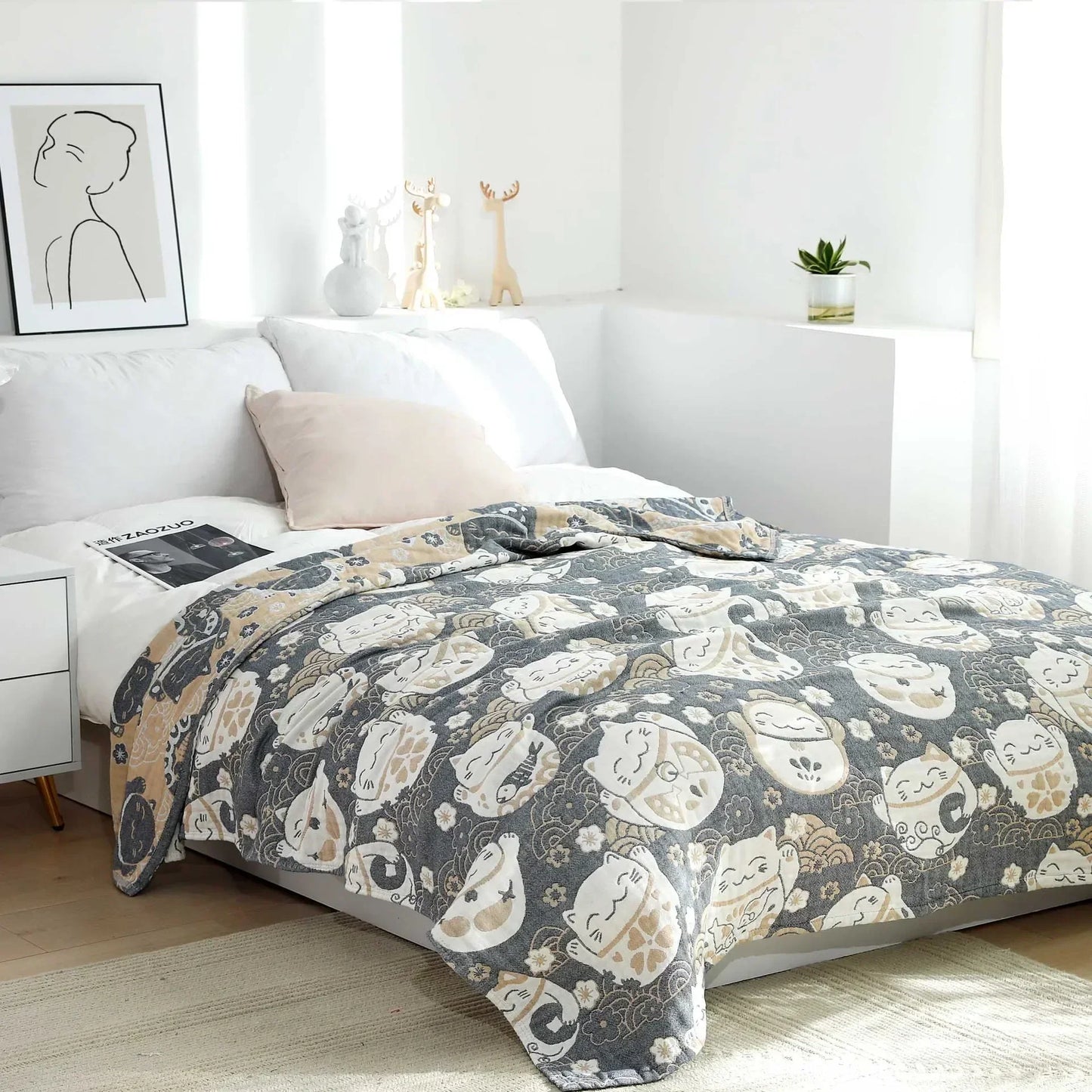 Leichte Gauzedecke mit Blumenmuster für Zuhause und Reisen