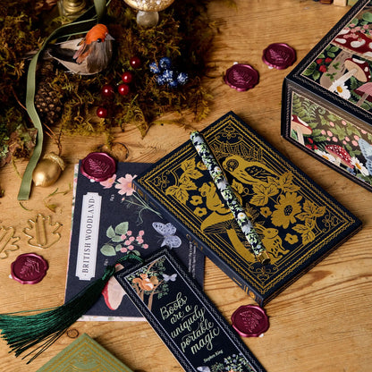 Adventskalender Schreibwaren mit 24 Überraschungen für kreative Projekte und Bastelideen