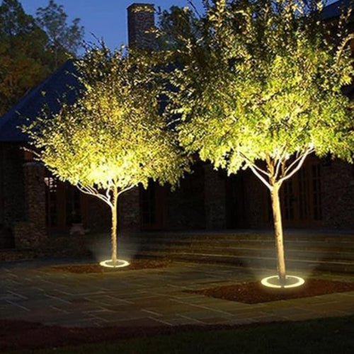 LED Baumfußleuchte mit warmweißem Licht für Garten und Terrasse