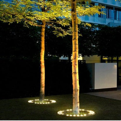 LED Baumfußleuchte mit warmweißem Licht für Garten und Terrasse
