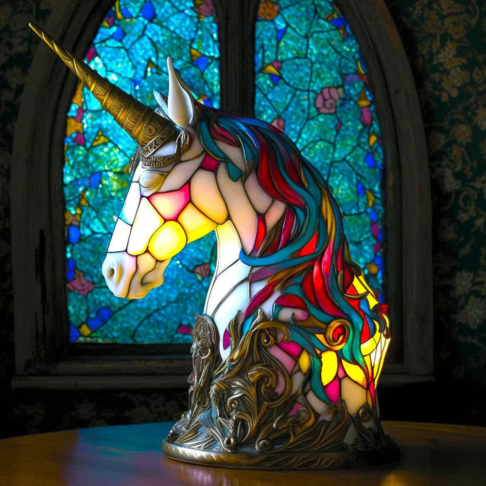 Tischlampe mit Tiermotiven und Glasdesign für stimmungsvolle Innenbeleuchtung