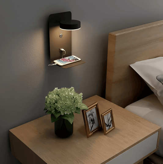 Wandlampe mit Ablage und USB