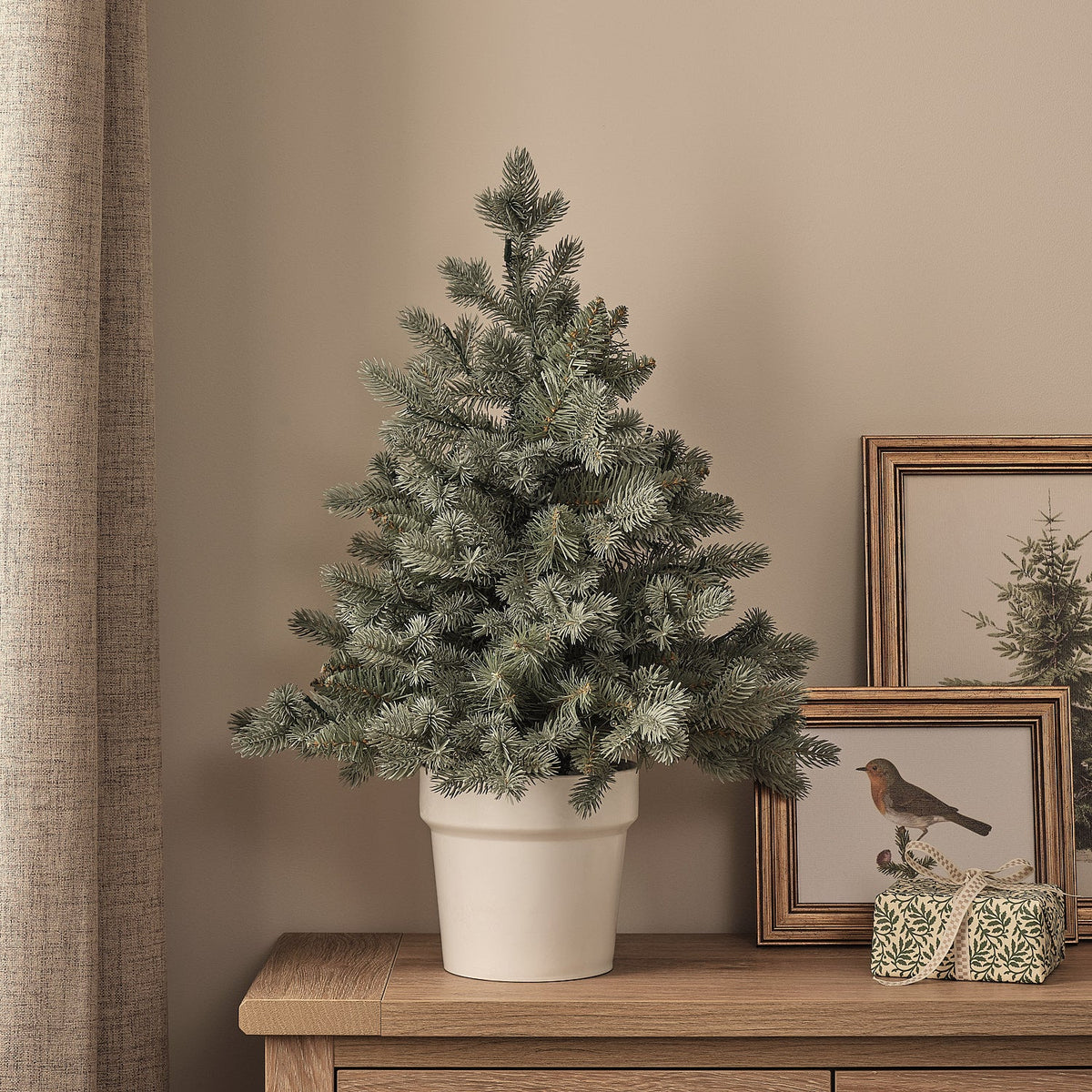 LED-Weihnachtsbaum im Topf