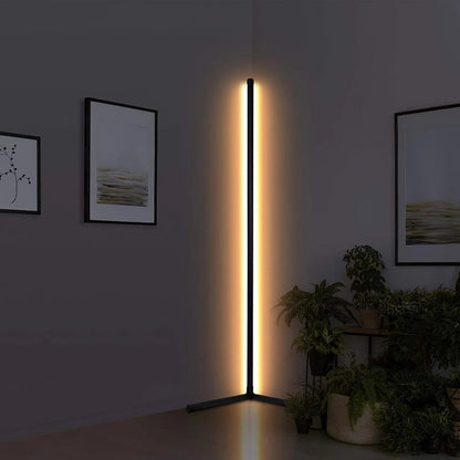 Lineare LED Stehlampe