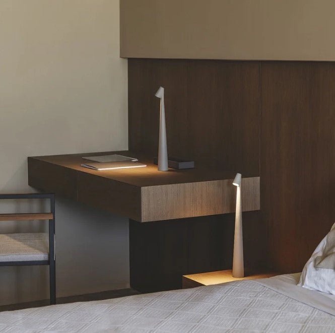 Tragbare LED-Tischlampe aus Aluminium – Dimmbar mit Akku und 3 Helligkeitsstufen