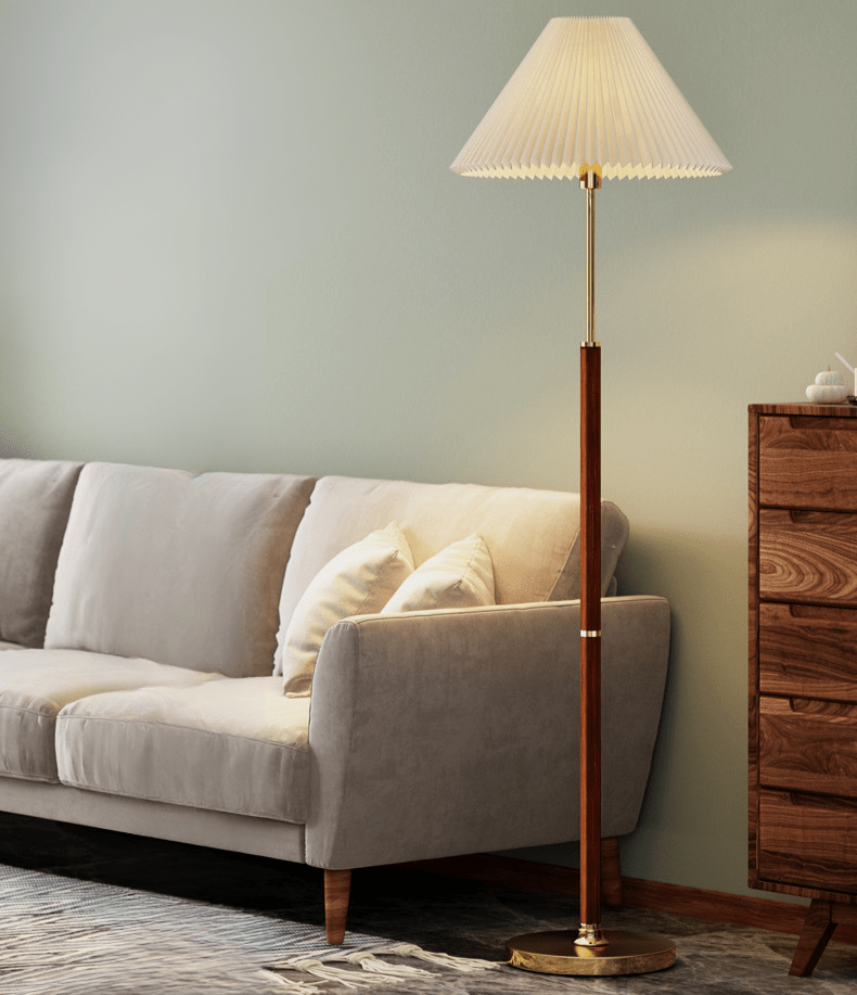 Rattan-Stehlampe aus Holz und Stoff mit weichem, diffusiertem Licht für Wohn- und Schlafräume