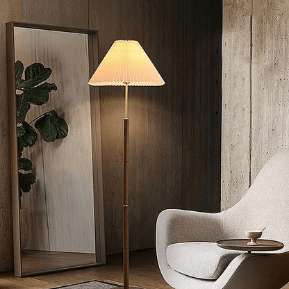 Rattan-Stehlampe aus Holz und Stoff mit weichem, diffusiertem Licht für Wohn- und Schlafräume