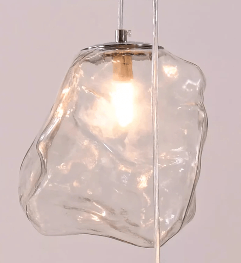 Treppen-Kronleuchter mit mehrstufigem Design und LED-Beleuchtung