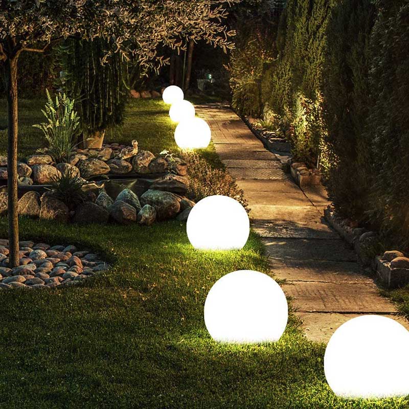 LED Gartenkugel Licht mit Fernbedienung und 16 Farben für Innen- und Außenbereiche