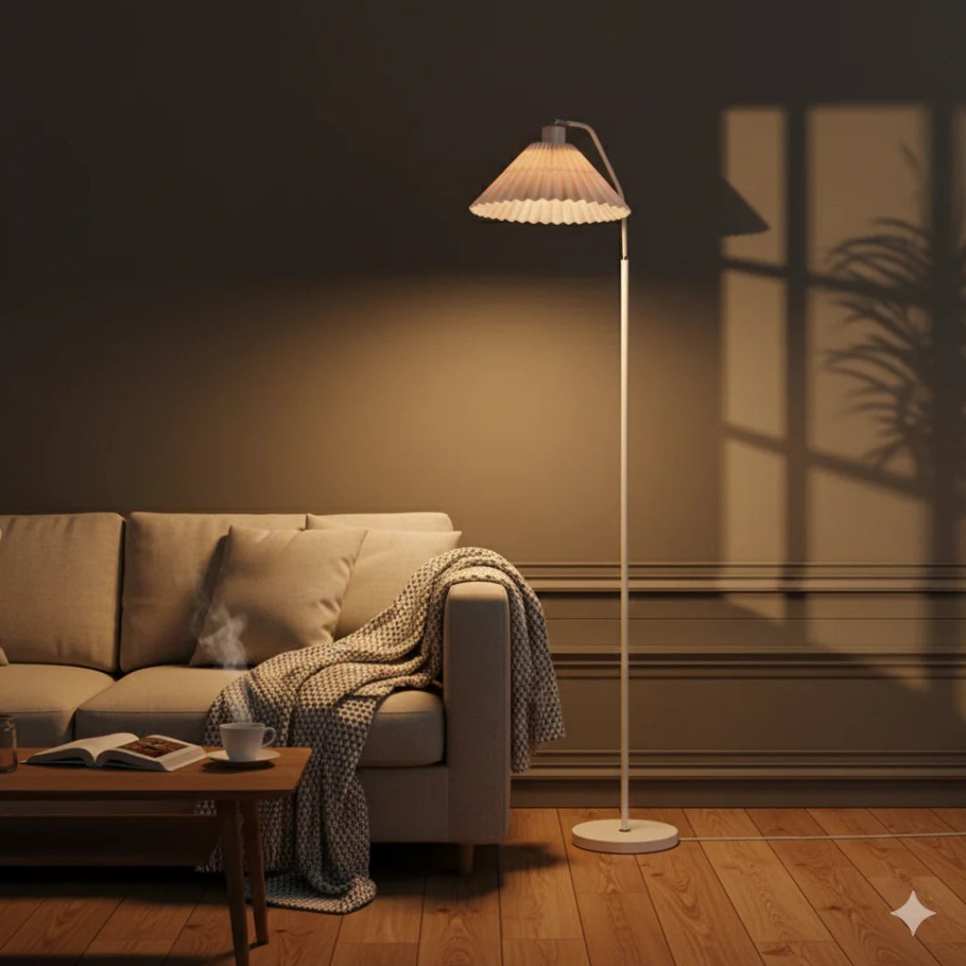 Stehlampe plissierter Schirm