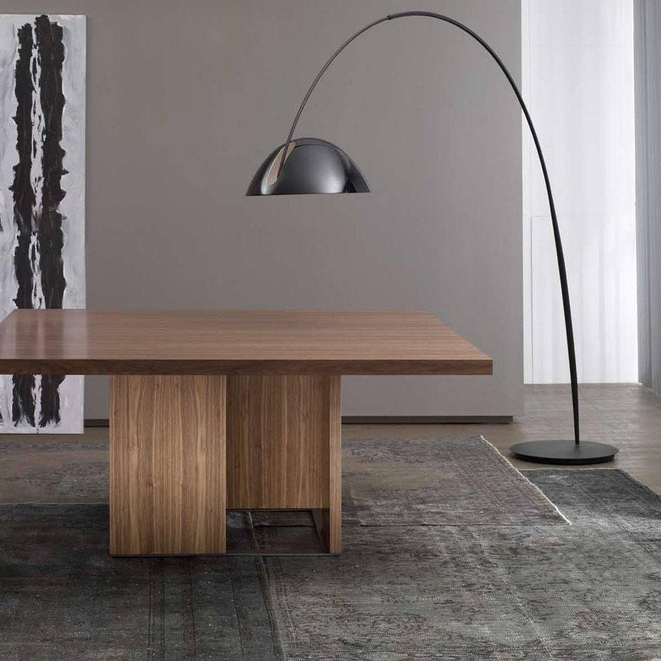 Bogen-Stehlampe mit verstellbarem Arm und drehbarem Lampenschirm für Wohn- und Schlafräume