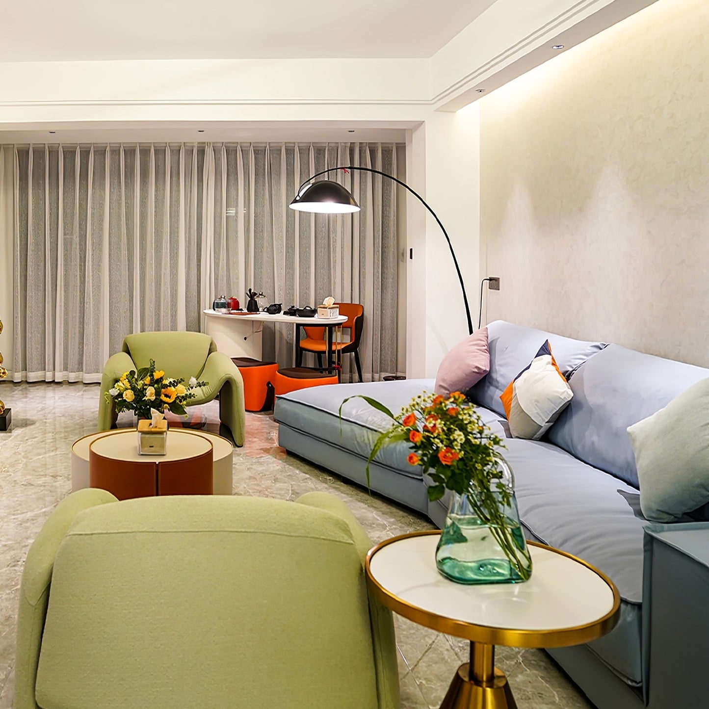 Bogen-Stehlampe mit verstellbarem Arm und drehbarem Lampenschirm für Wohn- und Schlafräume