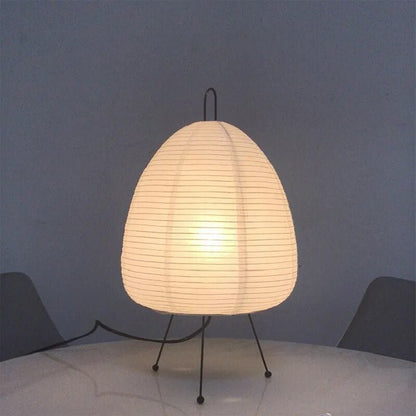 Japanische Tischlampe mit Reispapier-Schirm – LED-Beleuchtung im minimalistischen Design