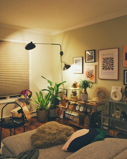 Wandleuchte mit Schwenkarm und drehbarem Lampenschirm aus Metall – verstellbare Innenbeleuchtung für Wohnräume