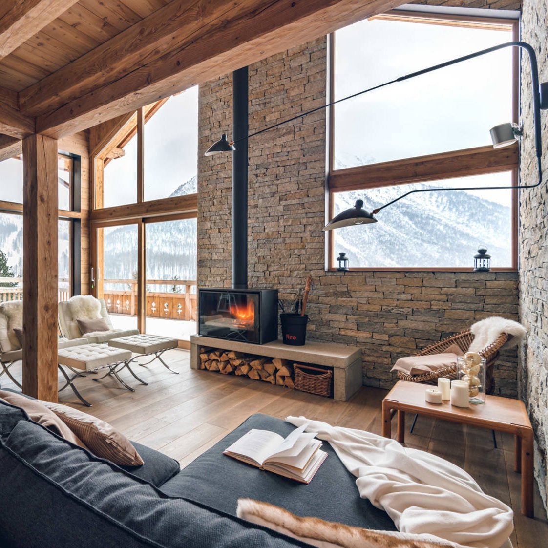 Wandleuchte mit Schwenkarm und drehbarem Lampenschirm aus Metall – verstellbare Innenbeleuchtung für Wohnräume