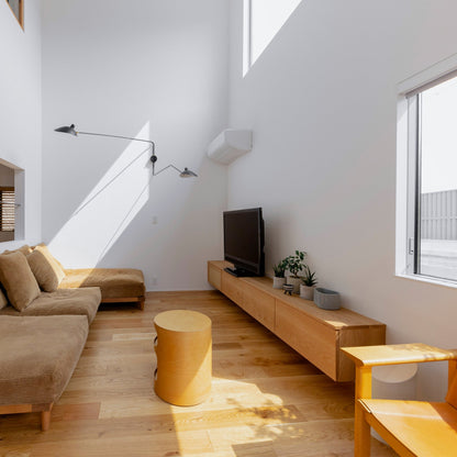 Wandleuchte mit Schwenkarm und drehbarem Lampenschirm aus Metall – verstellbare Innenbeleuchtung für Wohnräume